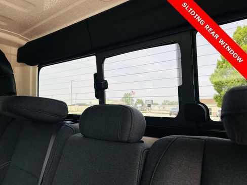 New 2025 Jeep Gladiator Sport image 9