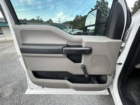 Used 2019 Ford F350 XL AWD/4WD image 19