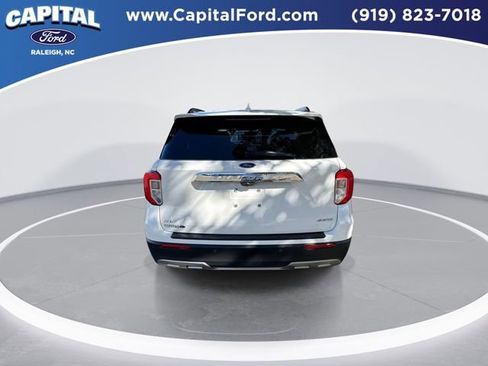 Certified 2022 Ford Explorer XLT w/ Equipment Group 202A image 7