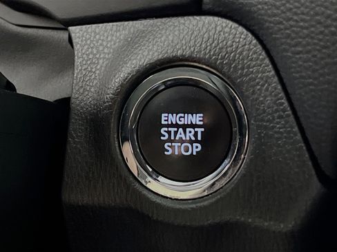 Used 2024 Toyota RAV4 XLE FWD image 23