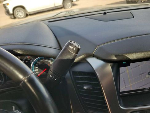 Used 2020 Chevrolet Tahoe Premier w/ Premier Plus Edition image 17