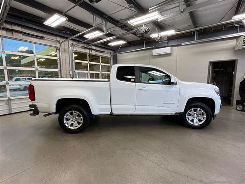 Used 2022 Chevrolet Colorado LT w/ Fleet Safety Package RWD image 6