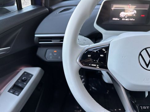 Used 2021 Volkswagen ID.4 1st Edition image 19