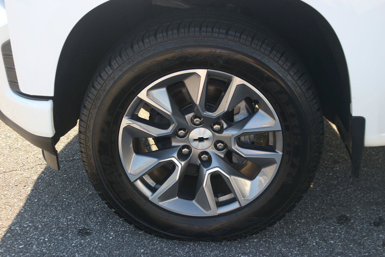 Used 2022 Chevrolet Silverado 1500 RST AWD/4WD image 42