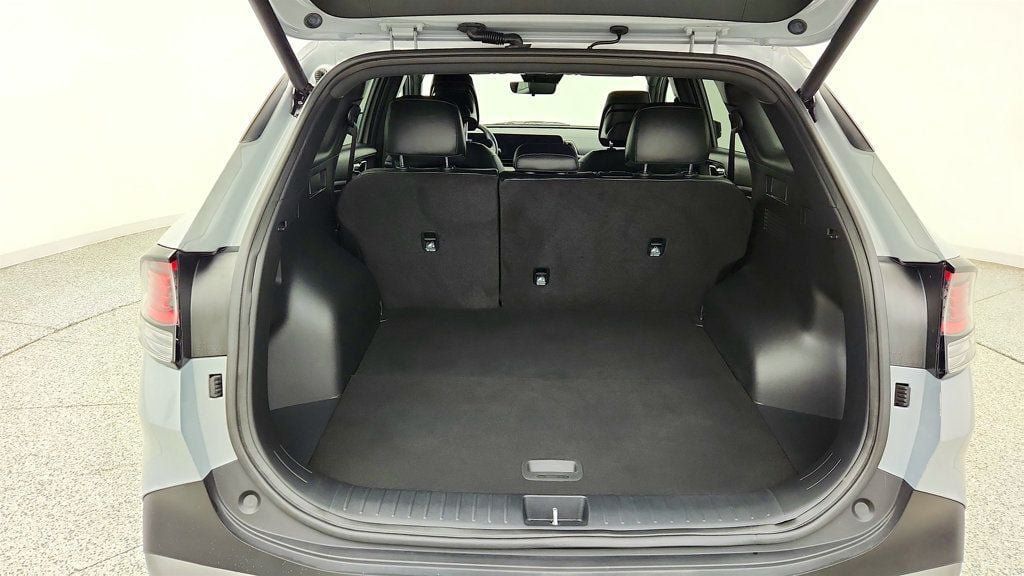 Used 2025 Kia Sportage X-Line w/ Premium Package AWD/4WD image 22