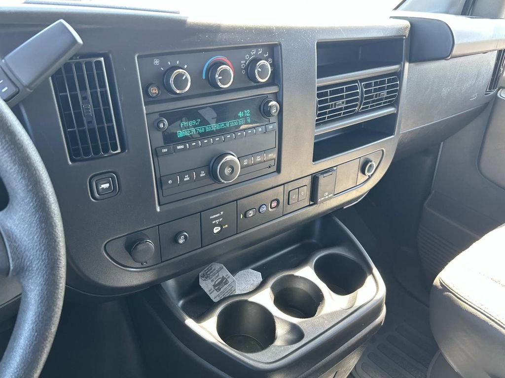 Used 2025 GMC Savana 3500 LT w/ LT Preferred Equipment Group RWD image 31