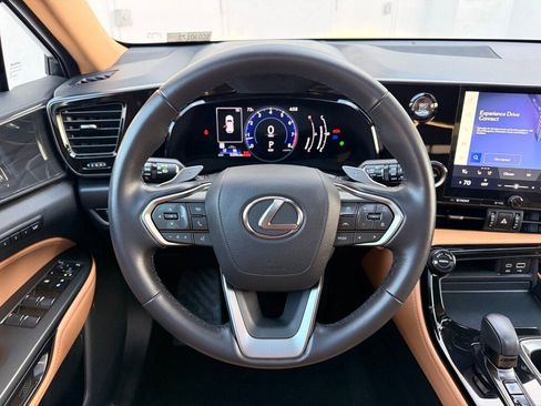 Certified 2025 Lexus NX 250 FWD w/ Premium Package image 20