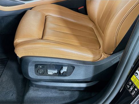 Used 2022 BMW X7 xDrive40i image 30