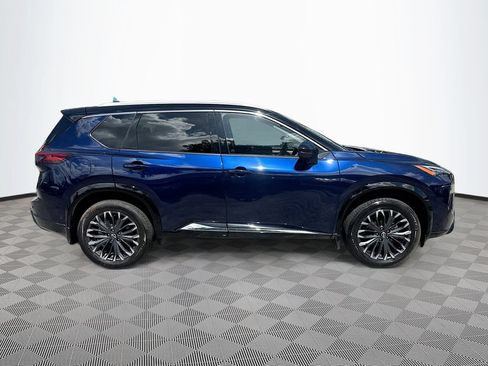 Used 2024 Nissan Rogue Platinum w/ Platinum Premium Package AWD/4WD image 5