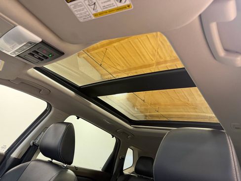 Used 2021 Nissan Rogue SL w/ Premium Package FWD image 12
