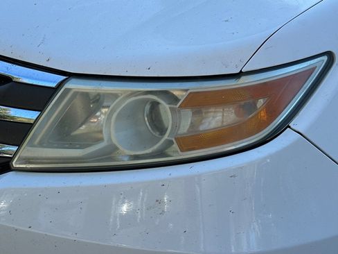 Used 2011 Honda Odyssey EX image 10
