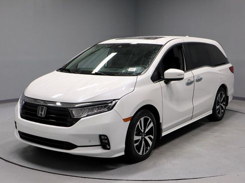 Used 2023 Honda Odyssey Touring image 7