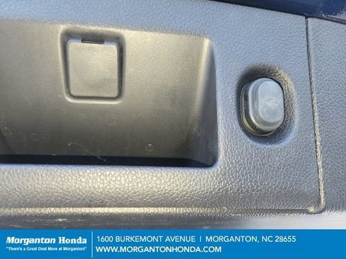 Used 2019 Chevrolet Suburban LT AWD/4WD image 5