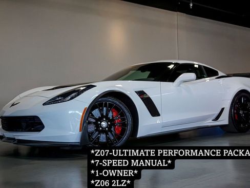 Used 2019 Chevrolet Corvette Z06 w/ Z07 Performance Package image 1