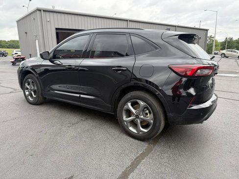 Used 2024 Ford Escape ST-Line Select w/ Tech Pack #1 AWD/4WD image 2