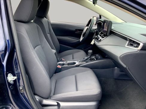 Used 2024 Toyota Corolla LE FWD image 9