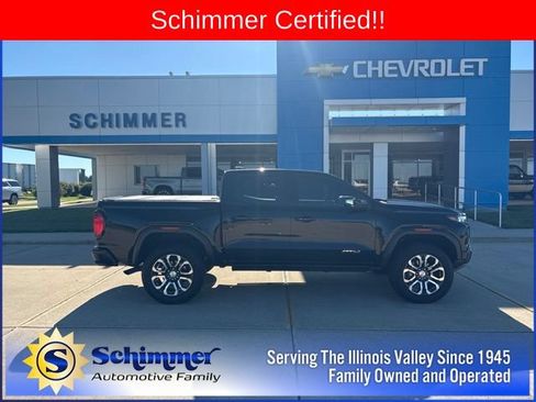 Used 2023 GMC Canyon AT4 w/ AT4 Premium Package AWD/4WD image 1
