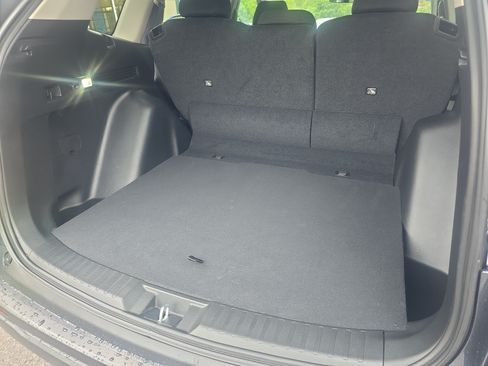 Used 2025 Honda CR-V EX image 16
