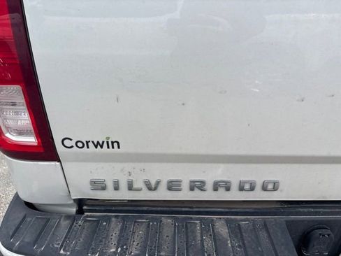 Used 2018 Chevrolet Silverado 1500 High Country AWD/4WD image 17