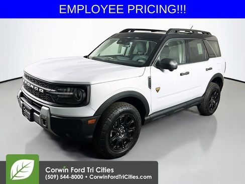 New 2026 Ford Bronco Sport Badlands AWD/4WD image 5