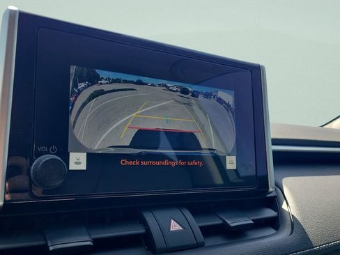 Certified 2025 Toyota RAV4 LE image 23