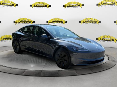 Used 2025 Tesla Model 3 Long Range RWD image 7