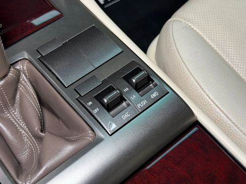 Used 2016 Lexus GX 460 image 42