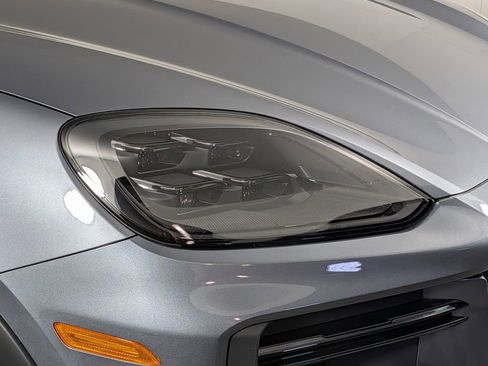 New 2026 Porsche Cayenne Turbo GT AWD/4WD image 14