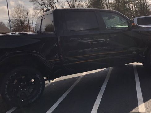 New 2026 RAM 1500 4x4 Crew Cab image 8