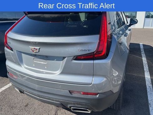 Used 2023 Cadillac XT4 Luxury w/ Cold Weather Package image 5