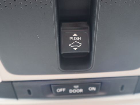 Used 2024 Honda Civic EX image 24