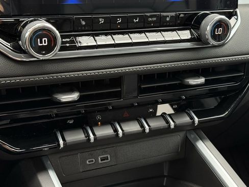 New 2026 Chevrolet Colorado LT w/ LT Convenience Package image 16