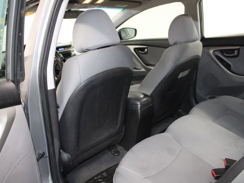 Used 2013 Hyundai Elantra GLS image 22