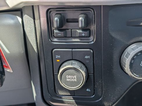 New 2026 Ford F350 XL w/ XL Chrome Package AWD/4WD image 12