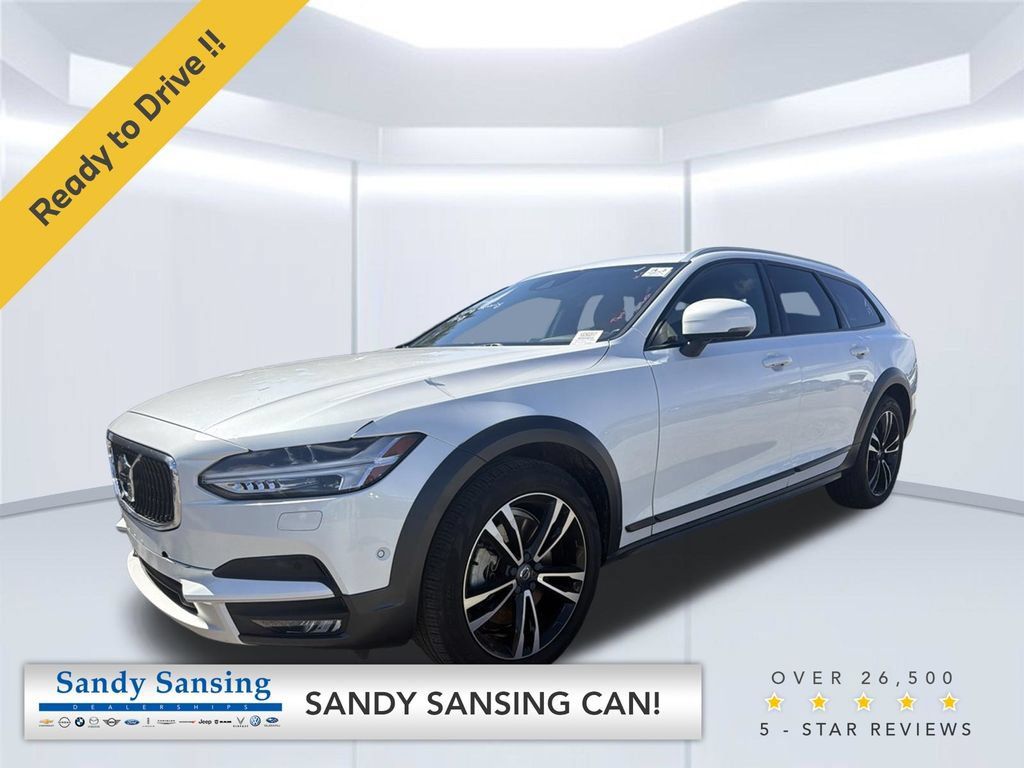 Used 2018 Volvo V90 T5 Cross Country w/ Convenience Package AWD/4WD image 1