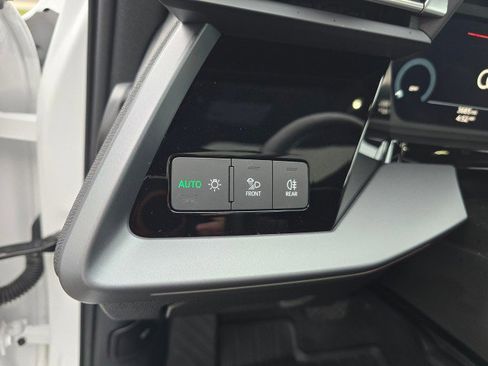 Used 2025 Audi A3 2.0T Premium w/ Convenience Package image 29