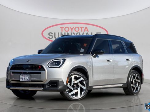Used 2025 MINI Cooper Countryman S image 1