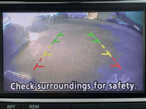 Used 2018 Nissan Frontier PRO-4X image 16