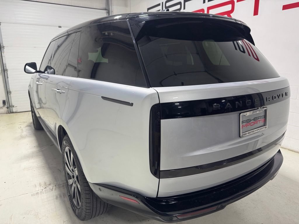 Used 2024 Land Rover Range Rover Long Wheelbase SE AWD/4WD image 5