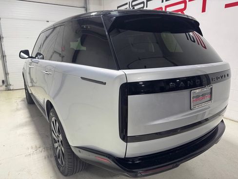 Used 2024 Land Rover Range Rover Long Wheelbase SE AWD/4WD image 5