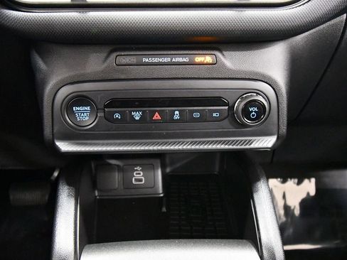 Used 2025 Ford Bronco Sport Big Bend w/ Convenience Package AWD/4WD image 25