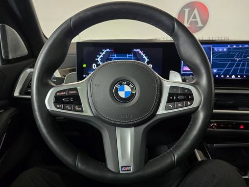 Used 2025 BMW X7 xDrive40i w/ Executive Package AWD/4WD image 39