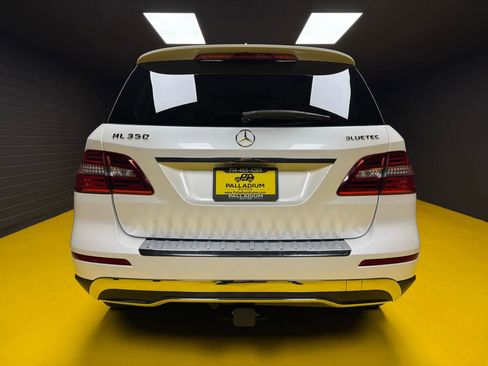 Used 2012 Mercedes-Benz ML 350 BlueTEC 4MATIC image 5