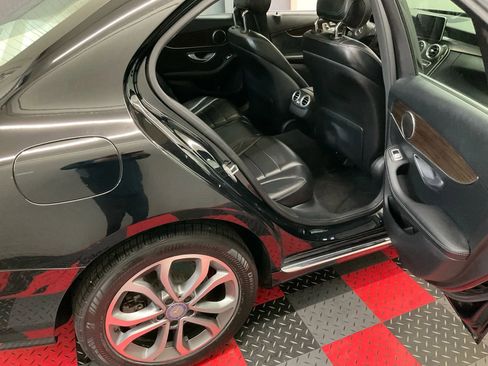 Used 2017 Mercedes-Benz C 300 4MATIC Sedan image 12