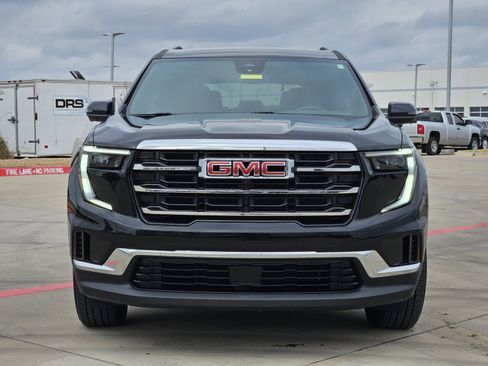 Used 2025 GMC Acadia Elevation image 6