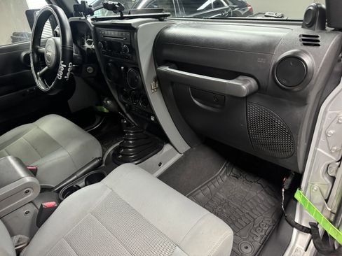 Used 2008 Jeep Wrangler Rubicon w/ PWR Convenience Group image 16
