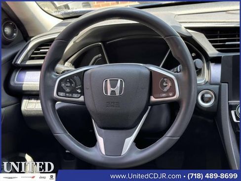 Used 2016 Honda Civic Touring image 21