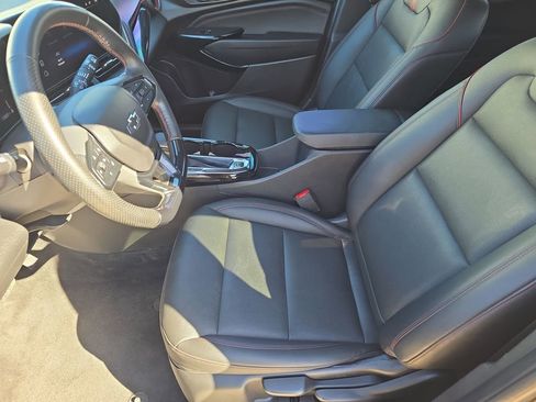 Used 2025 Chevrolet Trax RS w/ Driver Confidence Package FWD image 15