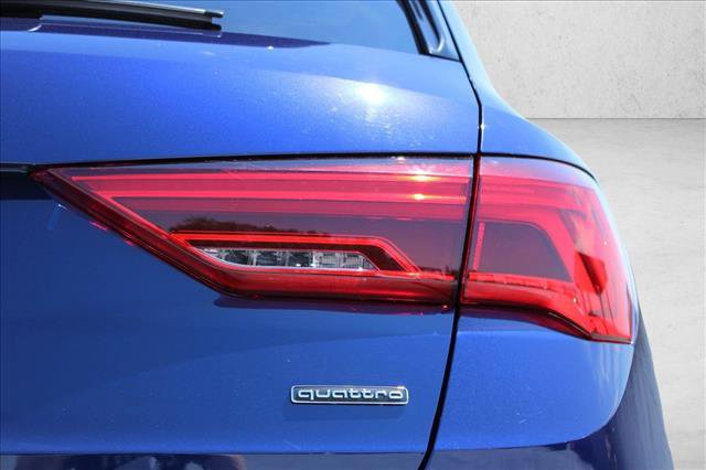 Used 2022 Audi Q3 2.0T Premium w/ Convenience Package AWD/4WD image 10