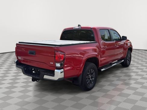 Used 2021 Toyota Tacoma SR5 AWD/4WD image 5